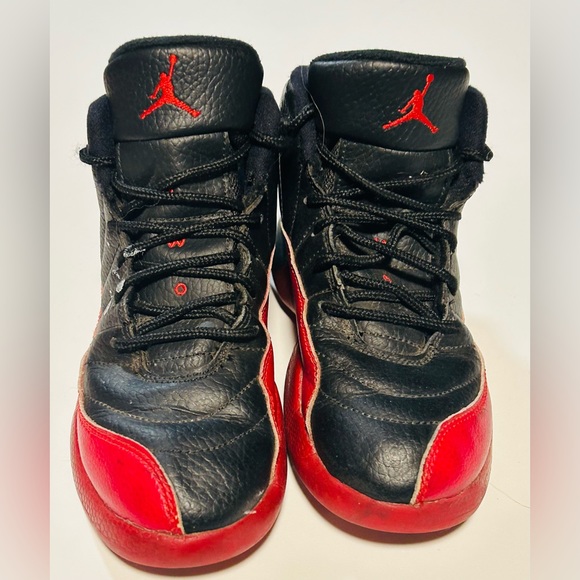 AIR JORDAN 12 retro Flu Game youth size 1.5 high tops - Picture 2 of 7